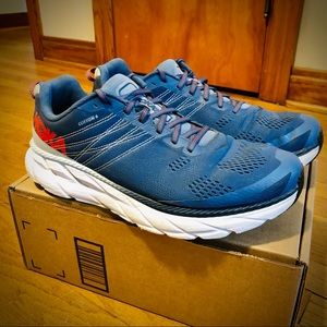 HOKA One One 12 Wide Clifton